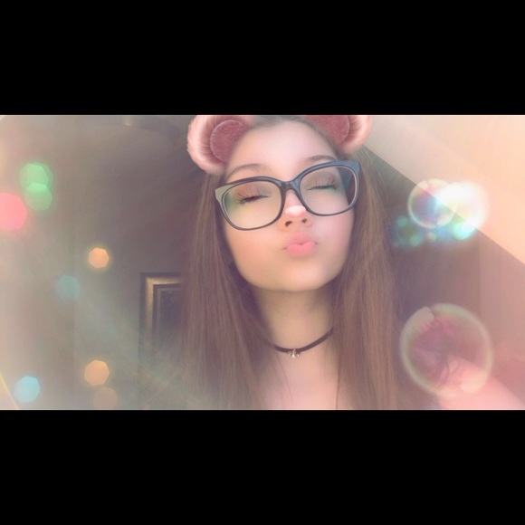 Meet your Posher, Wiktoria - Picture 1 of 1